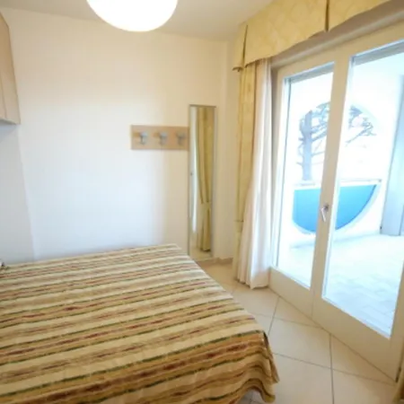 Beachfront With A Big Terrace - Beahost Apartment Bibione