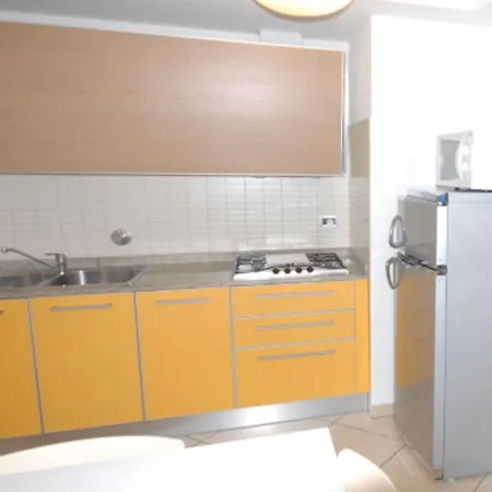 Beachfront With A Big Terrace - Beahost Апартаменты Бибионе