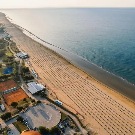Beachfront With A Big Terrace - Beahost * Bibione